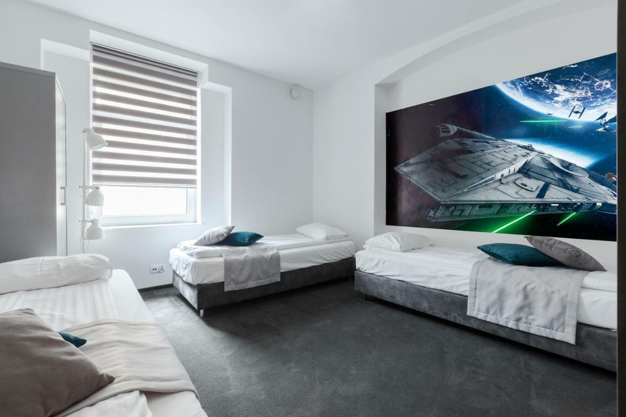 Cinema Hostel Poznań Eksteriør billede