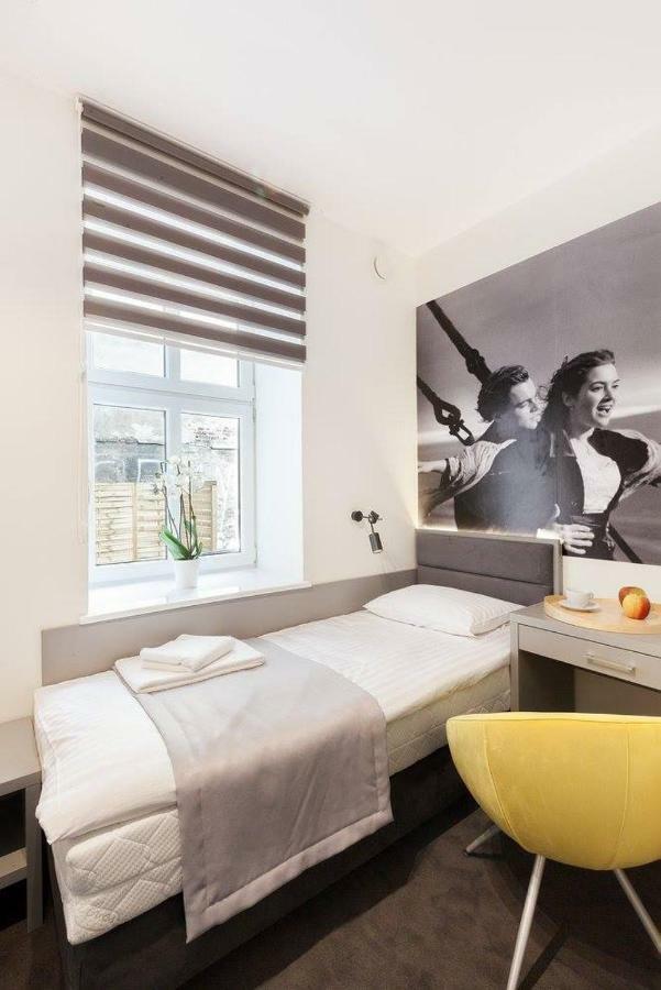 Cinema Hostel Poznań Eksteriør billede